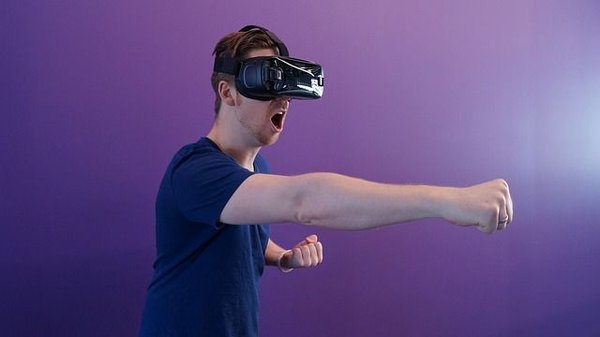 Où retrouve-t-on l'utilisation de la réalité virtuelle ?